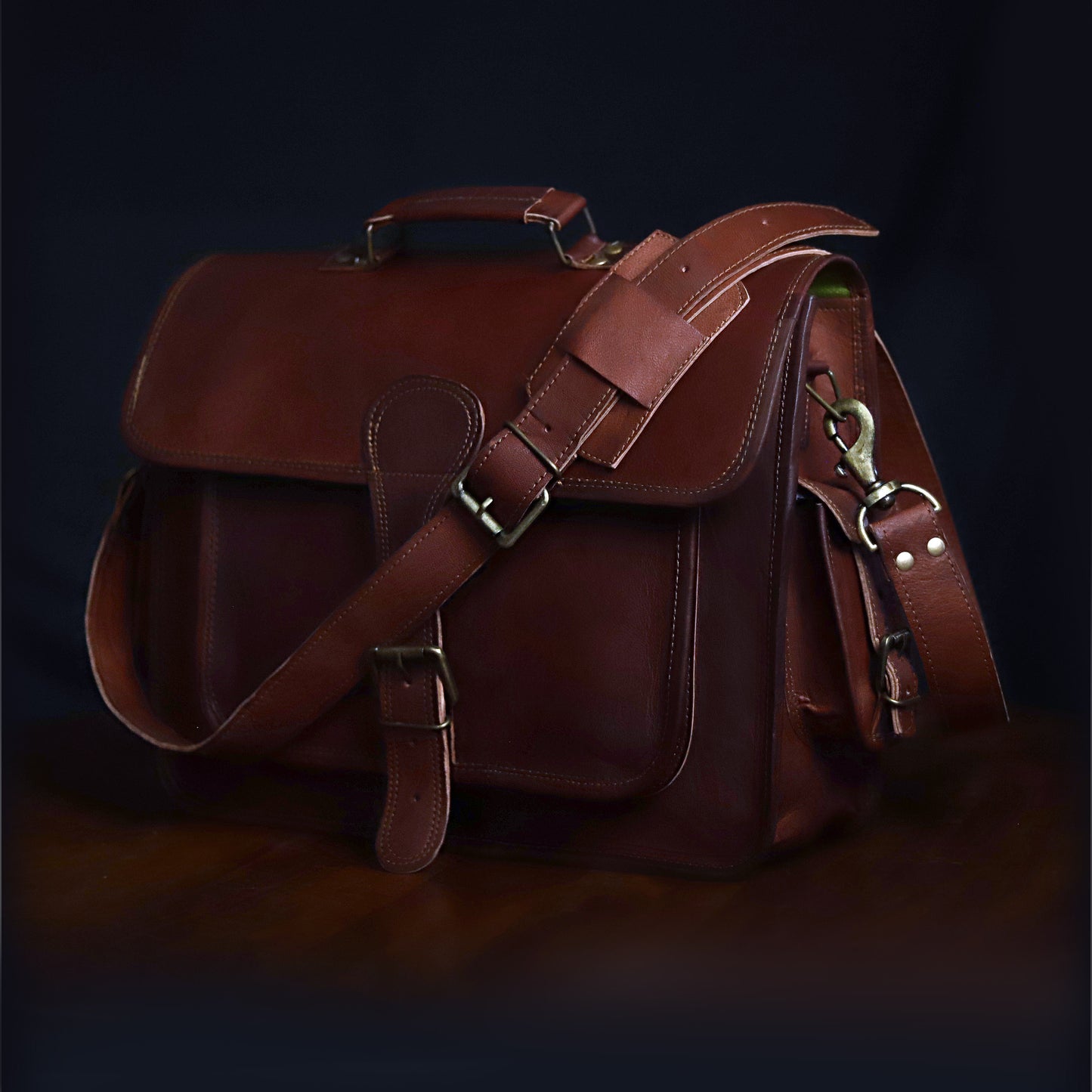 The Harvest Leather Messenger Bag