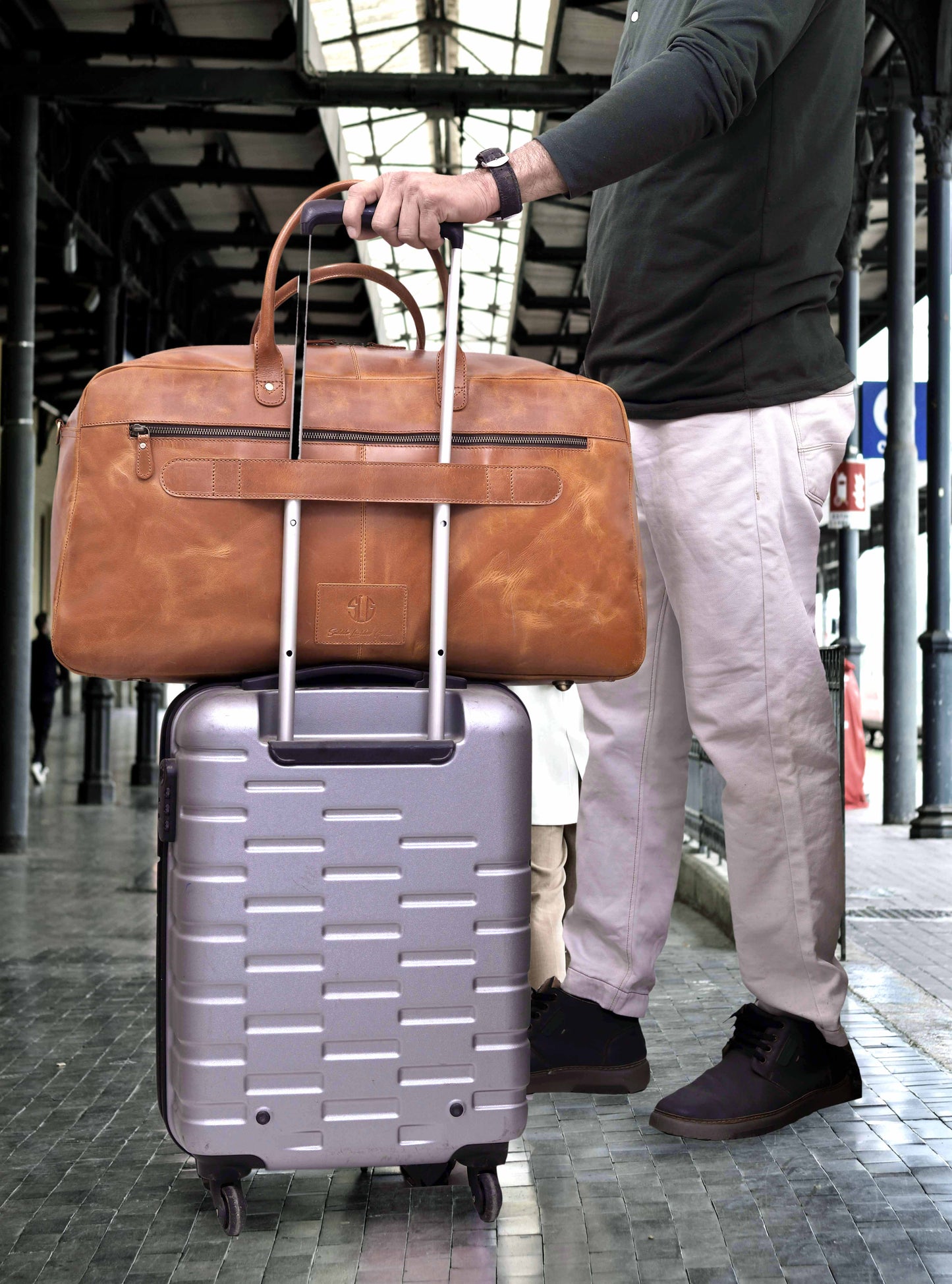 The Elegant Travel Duffle Bag