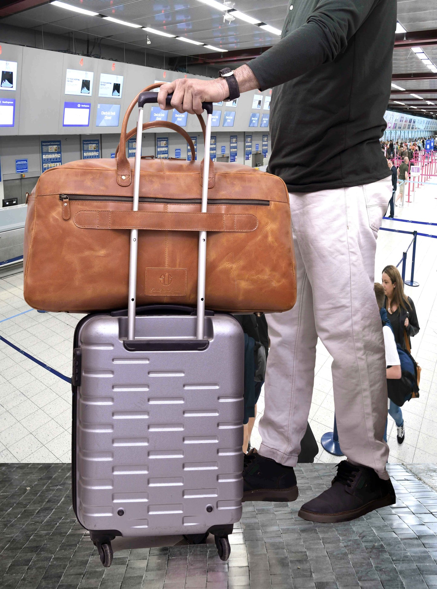 The Elegant Travel Duffle Bag