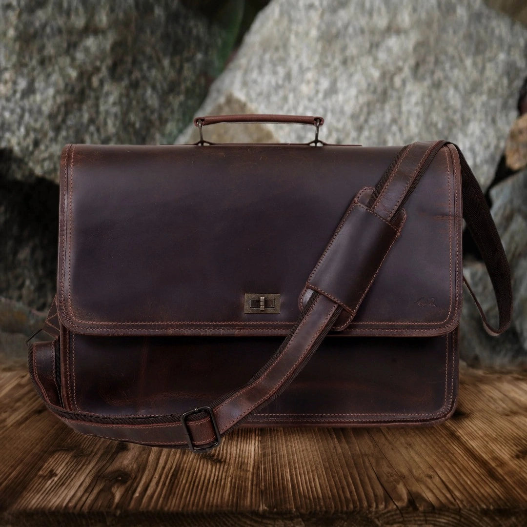 The Paradise Leather Messenger Bag For Men