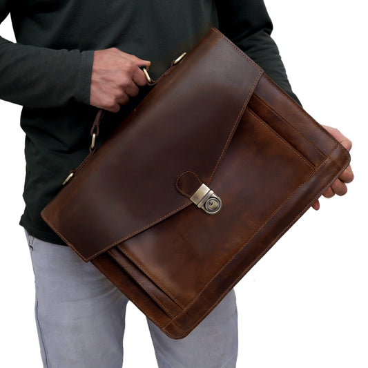 The Officer Leather laptop bag
